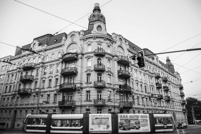 Brno se v žebříčku nejvyšších cen bytů drží těsně za Prahou